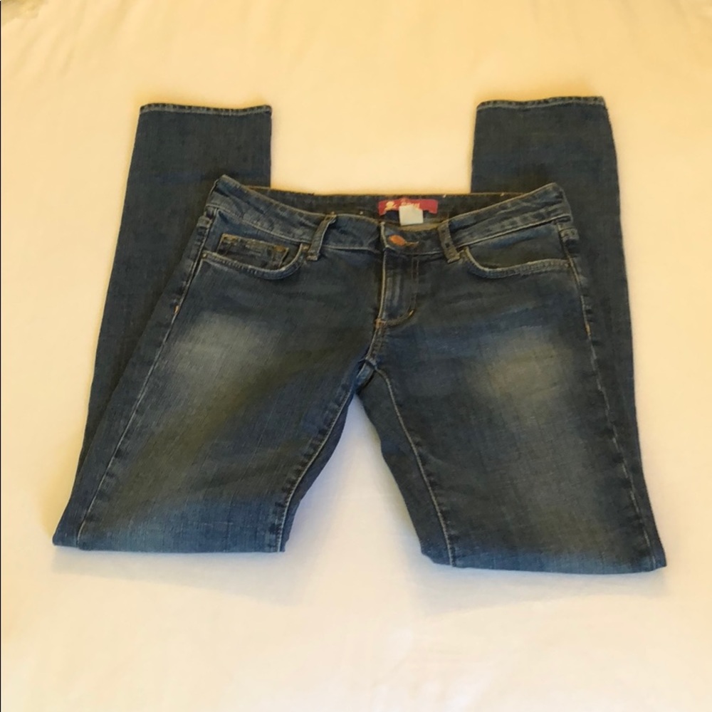 H&M Fit & Sqin Women’s Straight Leg Jeans Size 27